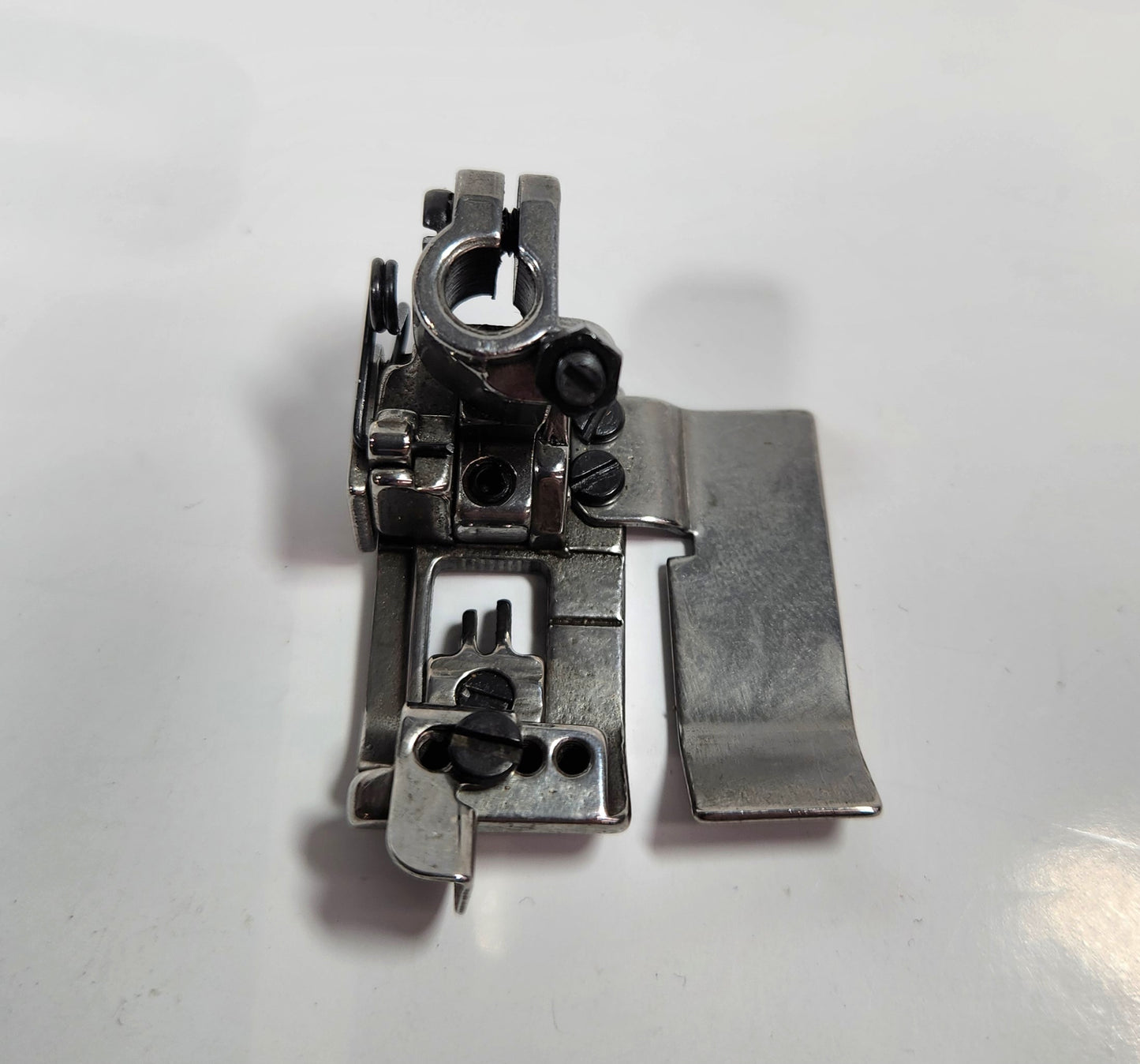 Wide Guide Cover Foot