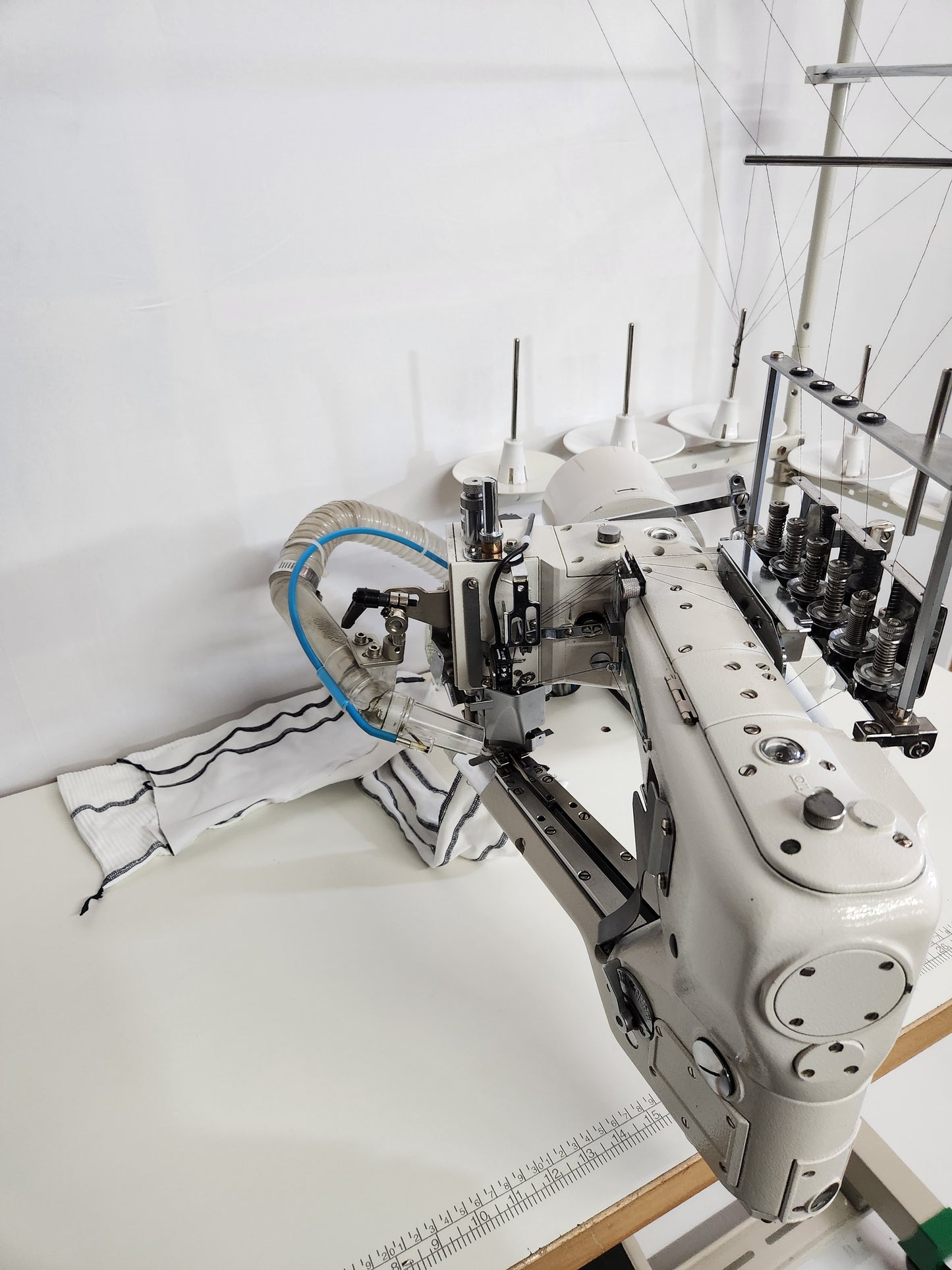 Flat lock machine(used)
