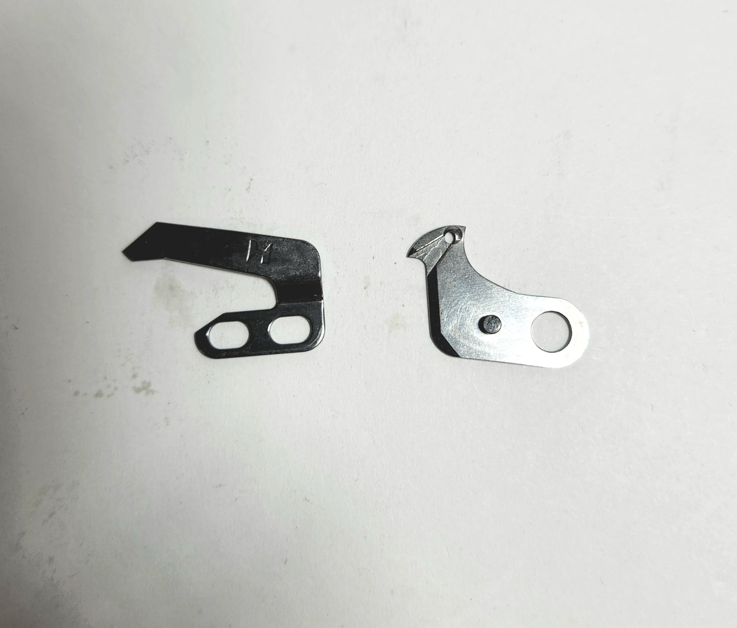 Juki Single Knives Set (Part# D2406555DOH & 11040052)